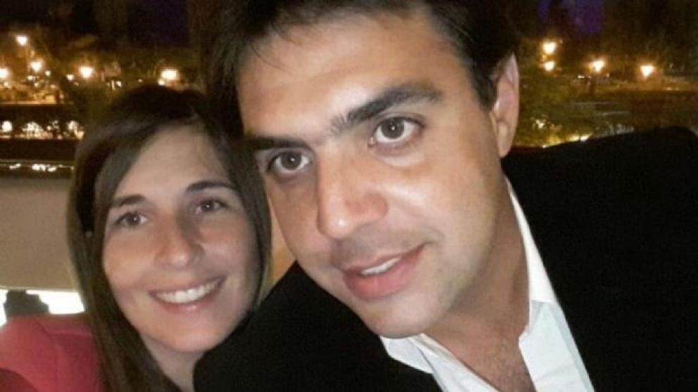 Laura Sirera junto a su femicida.