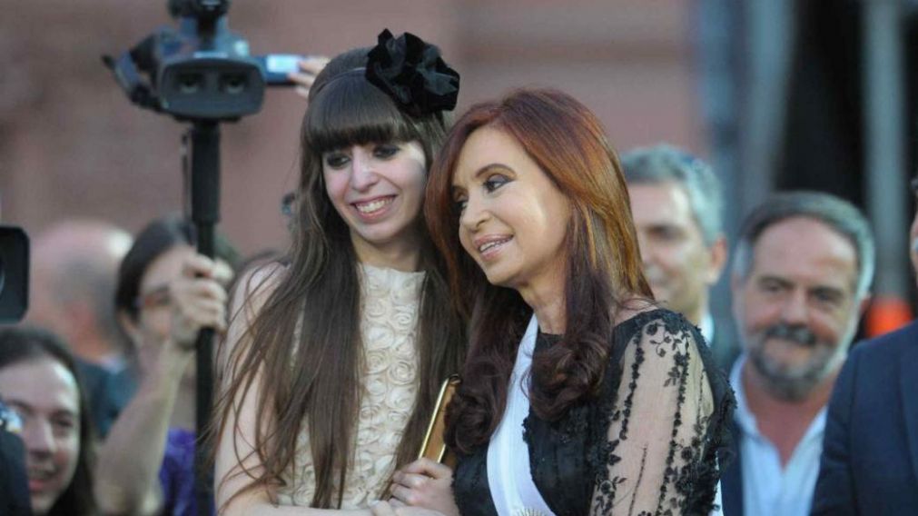 Cristina viajar a Cuba para disfrutar las fiestas junto a su hija.