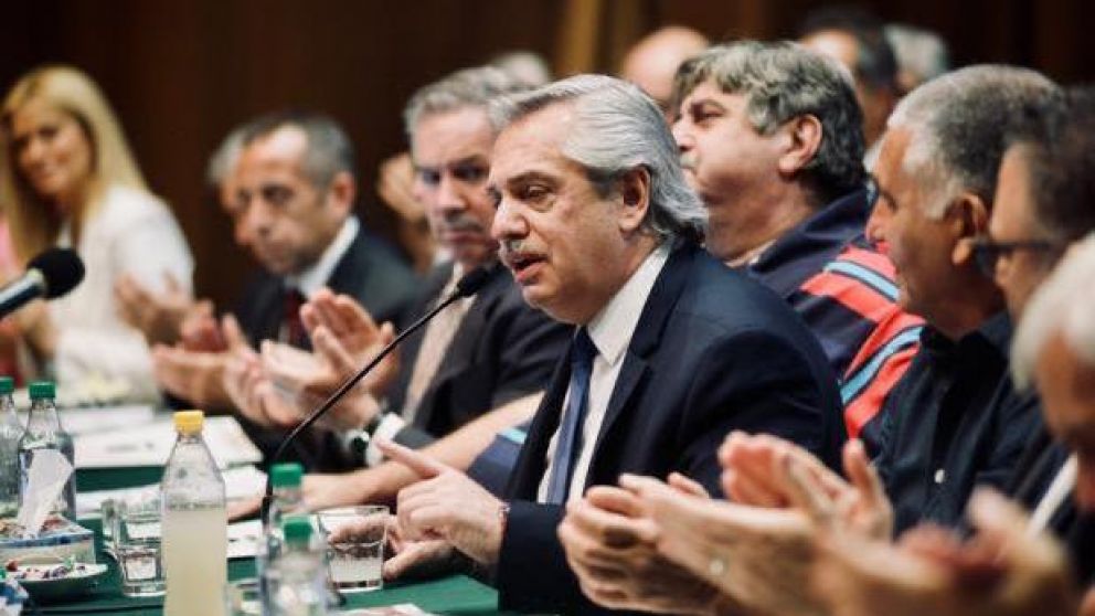 Fernández habló en la sede de SMATA (Prensa Presidencia).