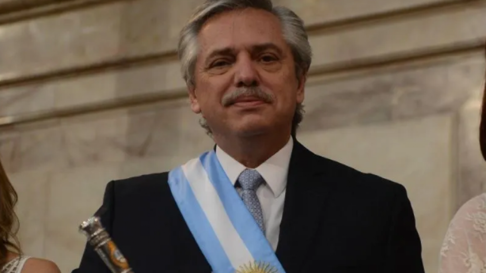 Alberto anunció bonos para jubilados y congelamiento de tarifas (Hernán Nersesián/Crónica)