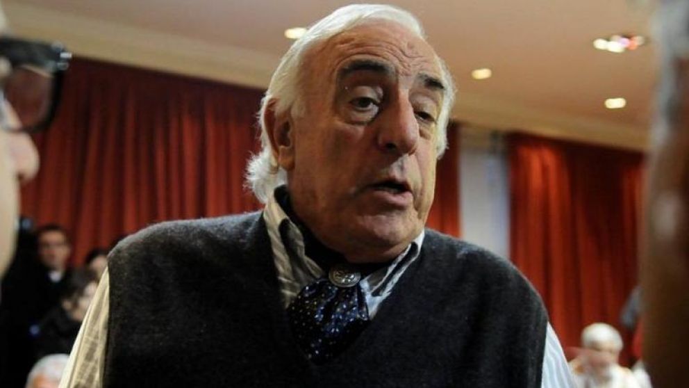 Roberto Fernández, titular de la UTA.