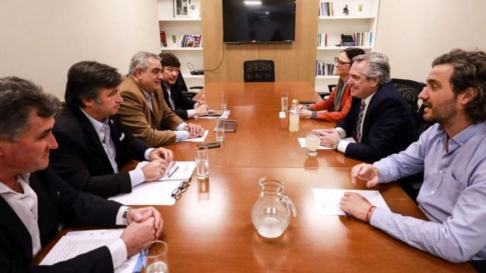 La Mesa de Enlace reunida con Alberto Fernández, antes de las elecciones.