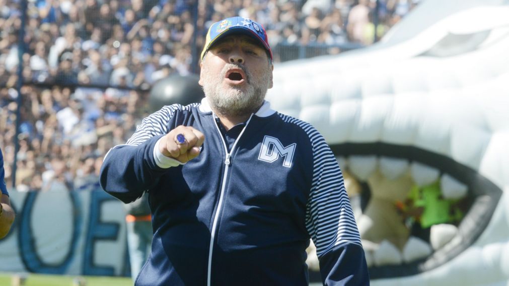 El "Diez" apoyó a los Fernández (Pablo Villán-Diario Crónica).