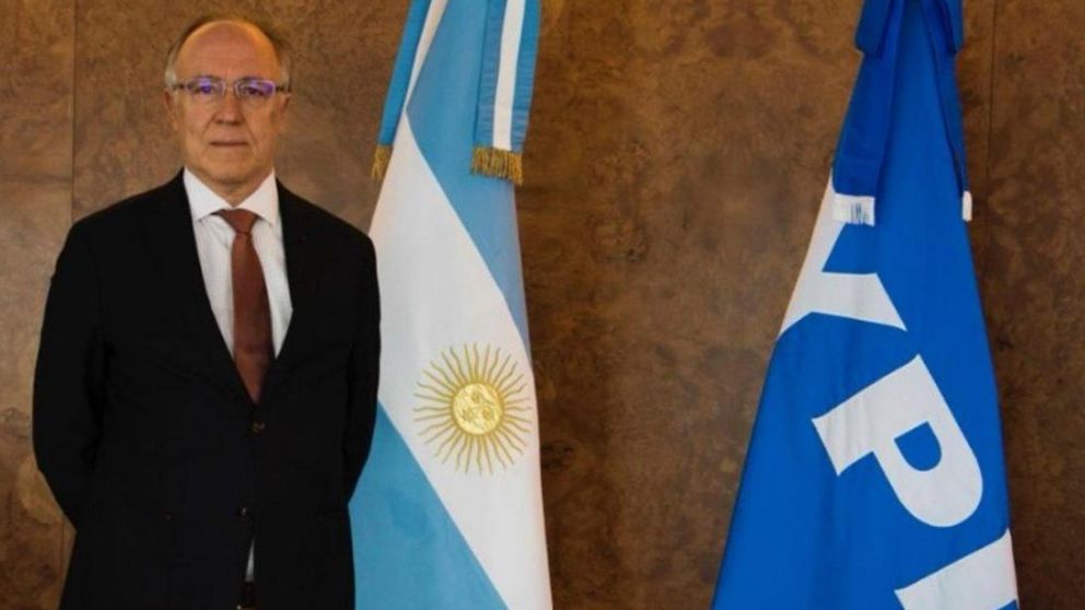 Guillermo Nielsen asume como presidente de YPF.