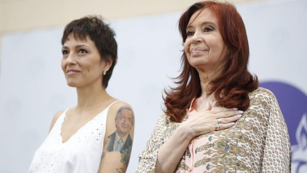Cristina, presente en la asunción de la intendenta de Quilmes Mayra Mendoza