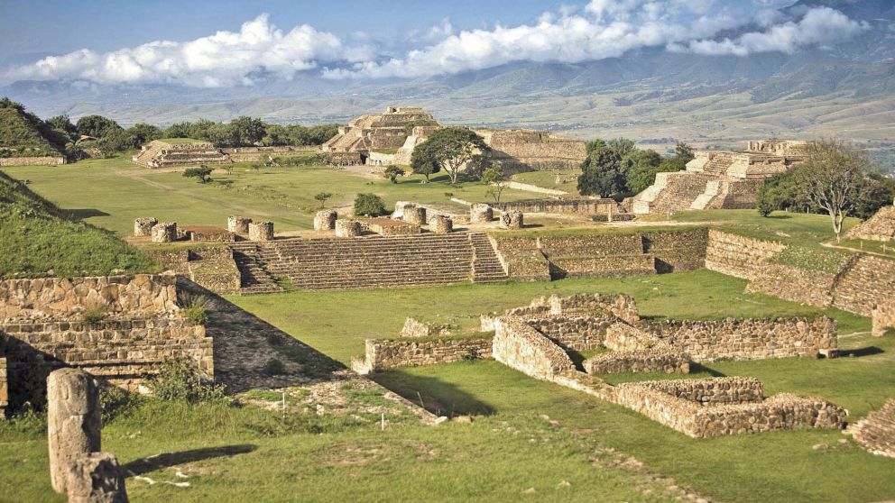 Las ruinas en el Monte Albán, el lugar donde se halló una extraña sala.