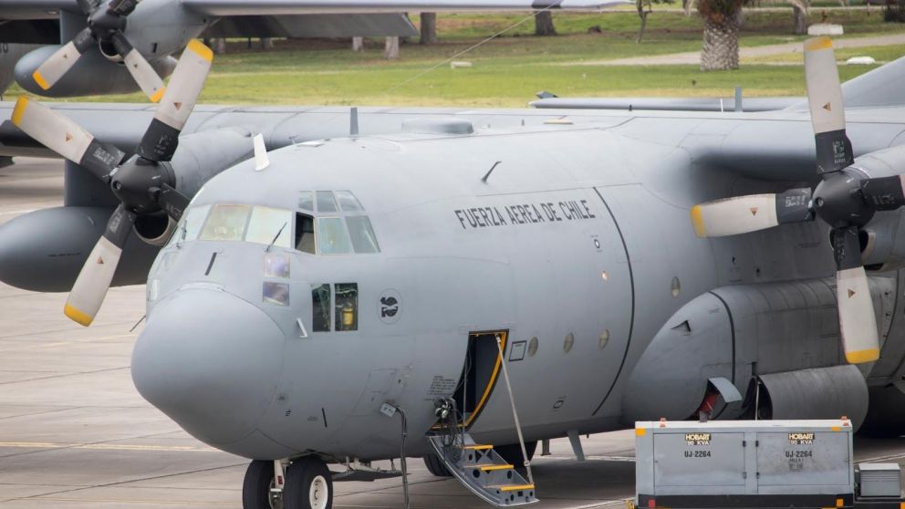 Contin�a la intensa b�squeda del avi�n chileno desaparecido.