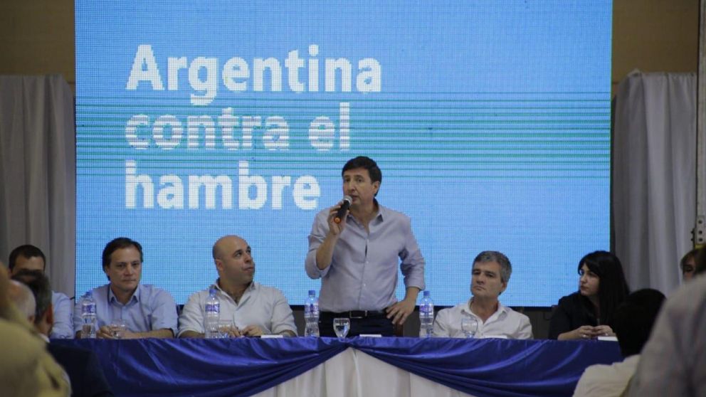 El ministro Daniel Arroyo es uno de los impulsores de las medidas para "Argentina contra el hambre".