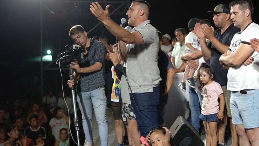 Multitudinaria despedida de a�o en la UOM Seccional Vicente L�pez