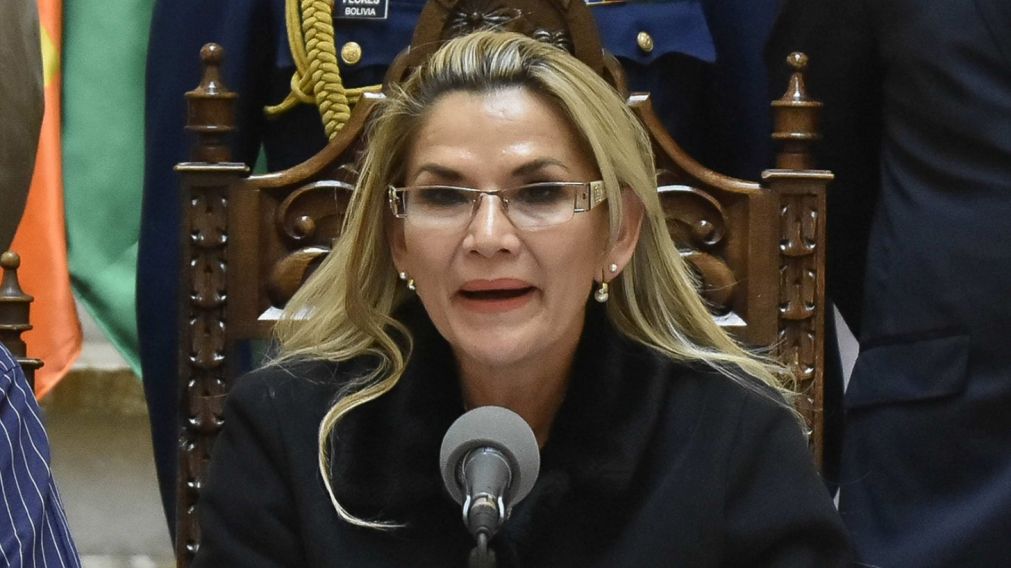 Jeanine Áñez criticó fuertemente a Alberto Fernández.