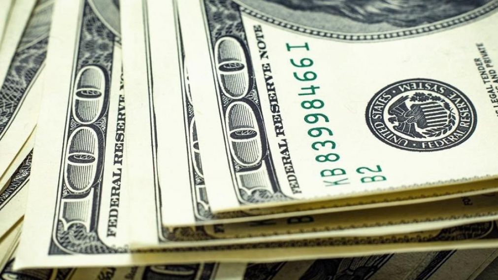La divisa yanqui cerró la semana en baja.