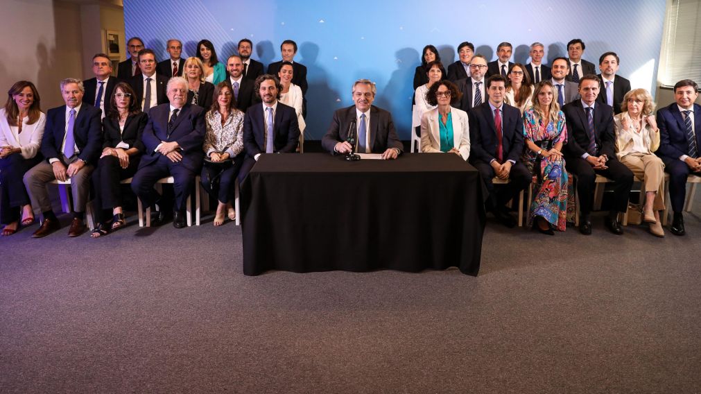 Alberto reveló los nombres que lo acompañarán en el gabinete. (Hernán Nersesián/Crónica)