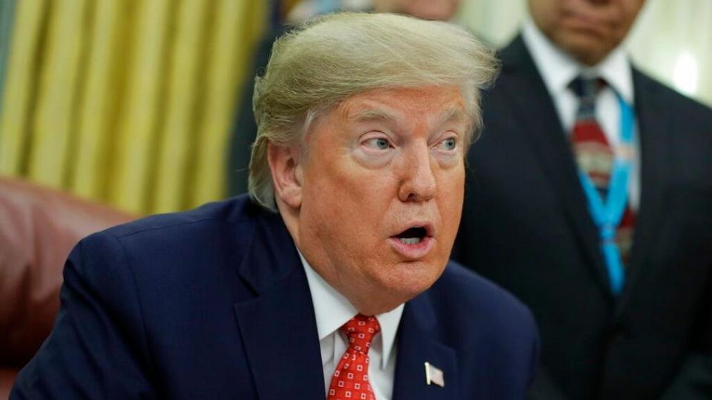 Donald Trump, cada vez más cerca del juicio político.