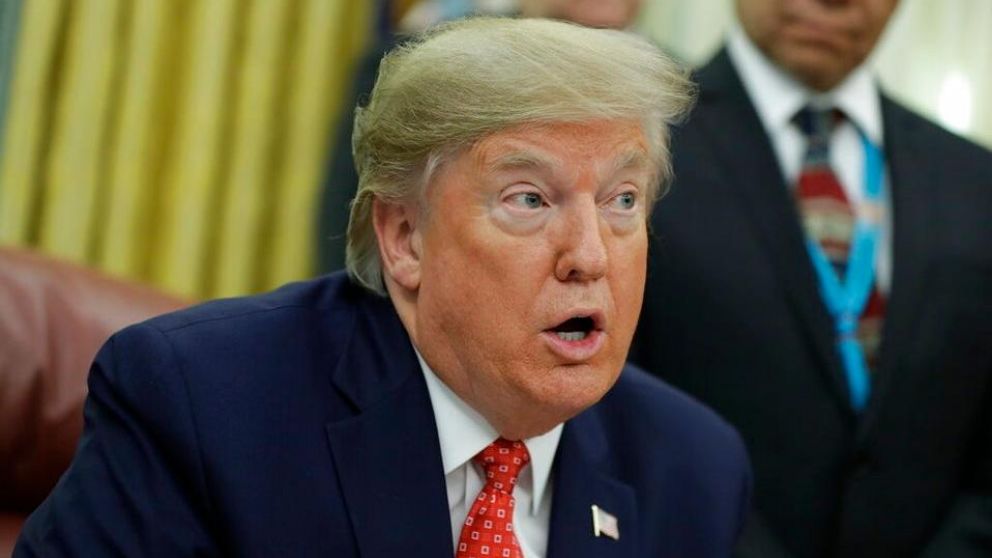 Donald Trump, cada vez más cerca del juicio político.