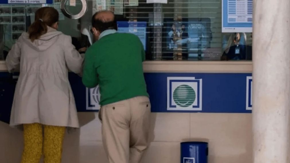 Jugaron a la lotería, cambiaron su estrategia a último momento y se llevaron una fortuna.