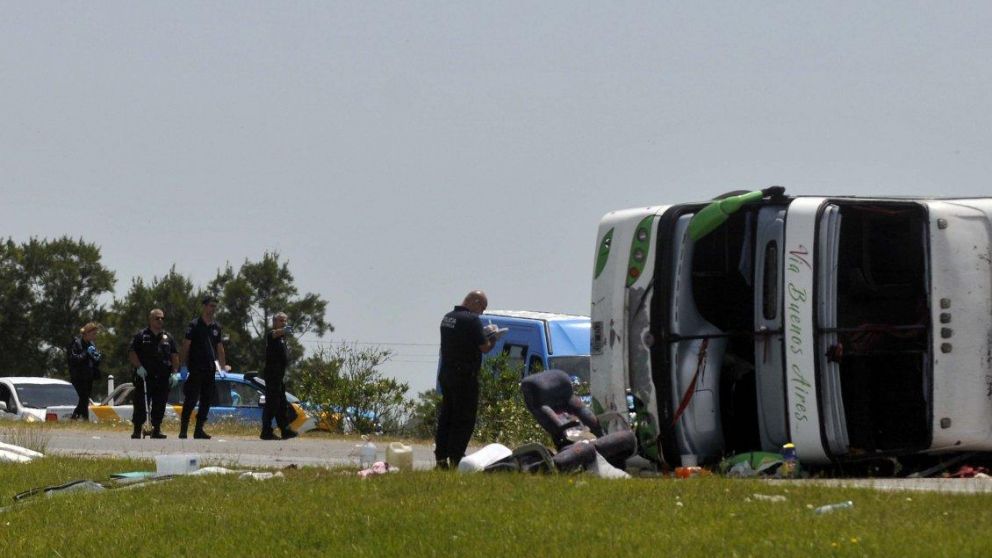 Dos nenas murieron y varios chicos resultaron heridos en el accidente.