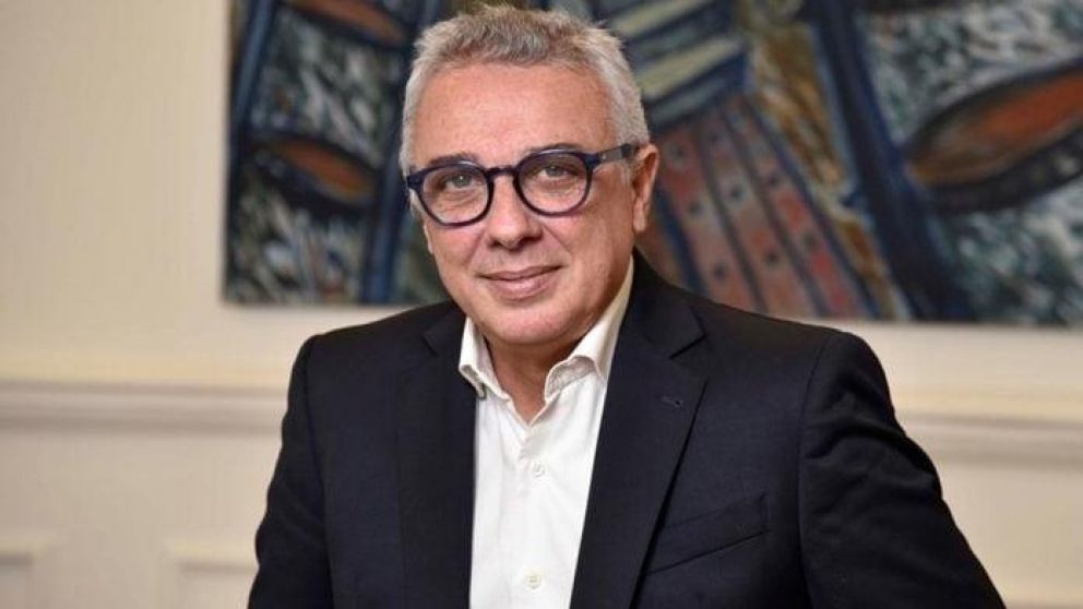 Julio Zamora puso todo a disposición de los padres.