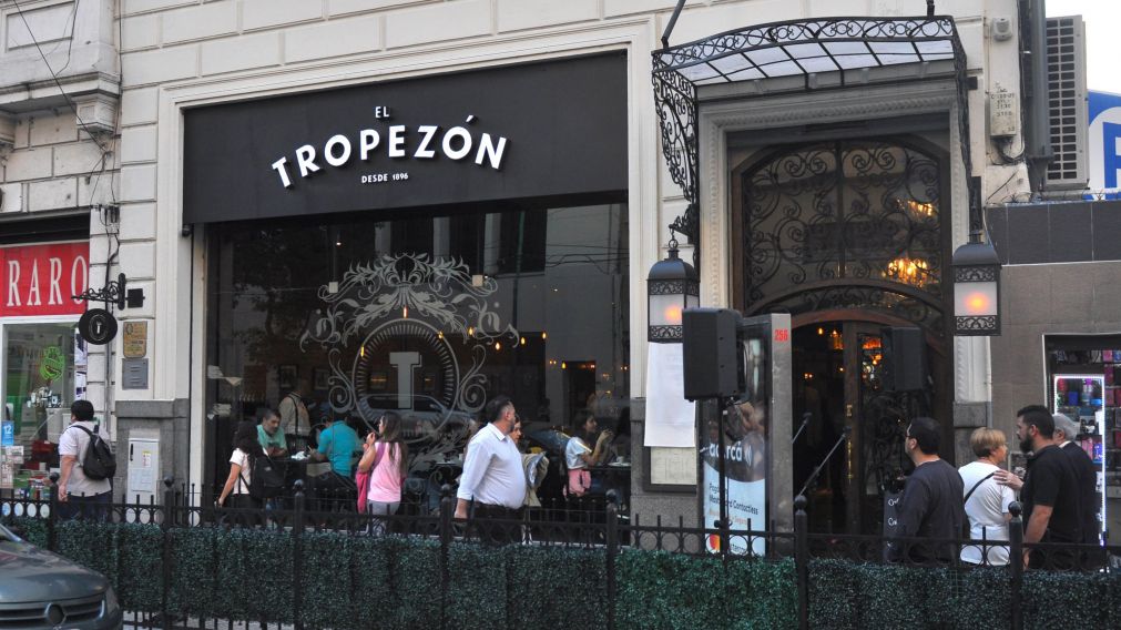 El Tropezón se inauguró en 1893 y hoy fue distinguido por la legislatura porteña (Crónica/Nahuel Ventura)