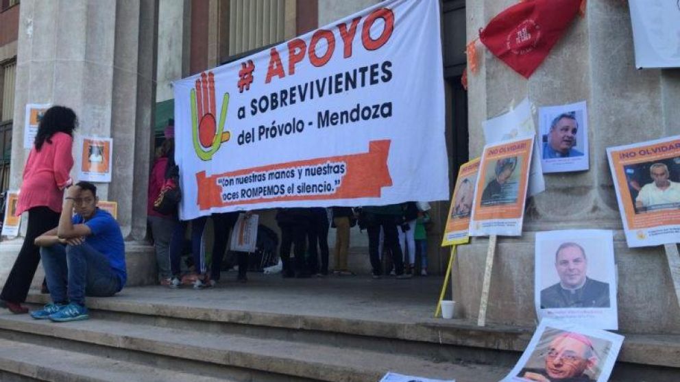 Condena a sacerdotes del Próvolo: "Protege a futuras generaciones"