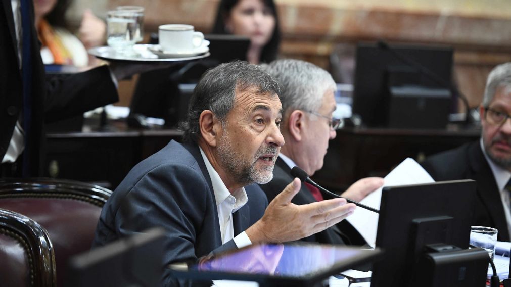 El senador Caserio �A transporte?