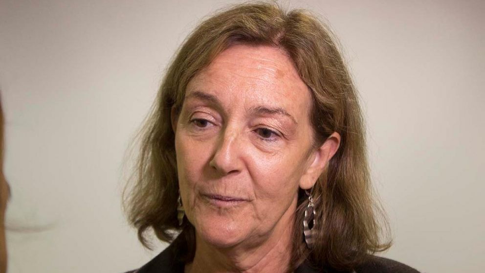 Silvia Oizerovich presentó la renuncia a su gargo.