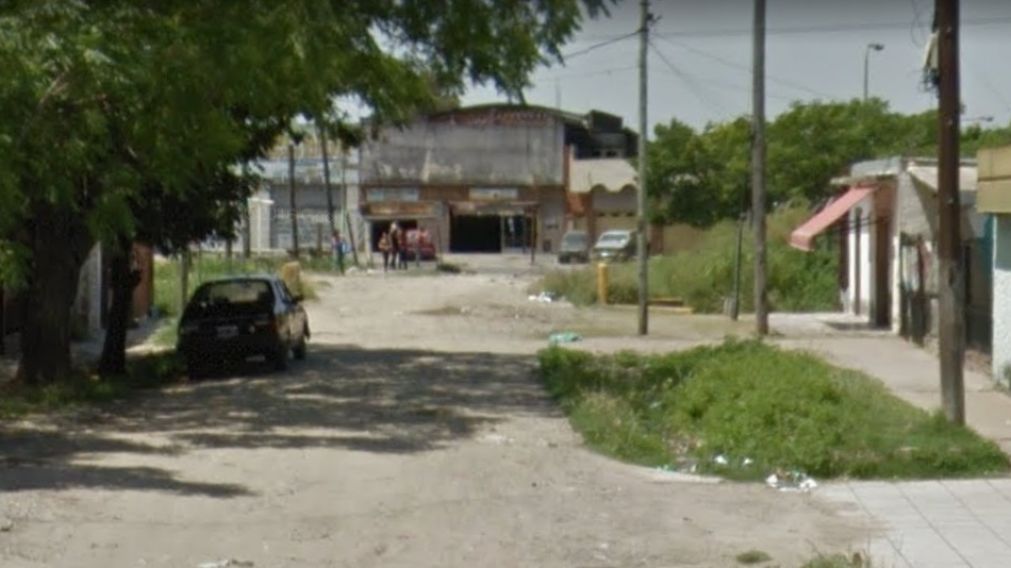 El horrendo crimen de Fortunato Ojeda, de 63 a�os, fue descubierto en este humilde vecindario.