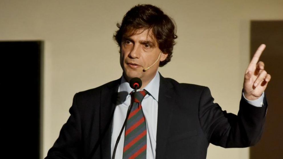 Lacunza advirtió que el FMI le pedirá al próximo Gobierno "prudencia fiscal".