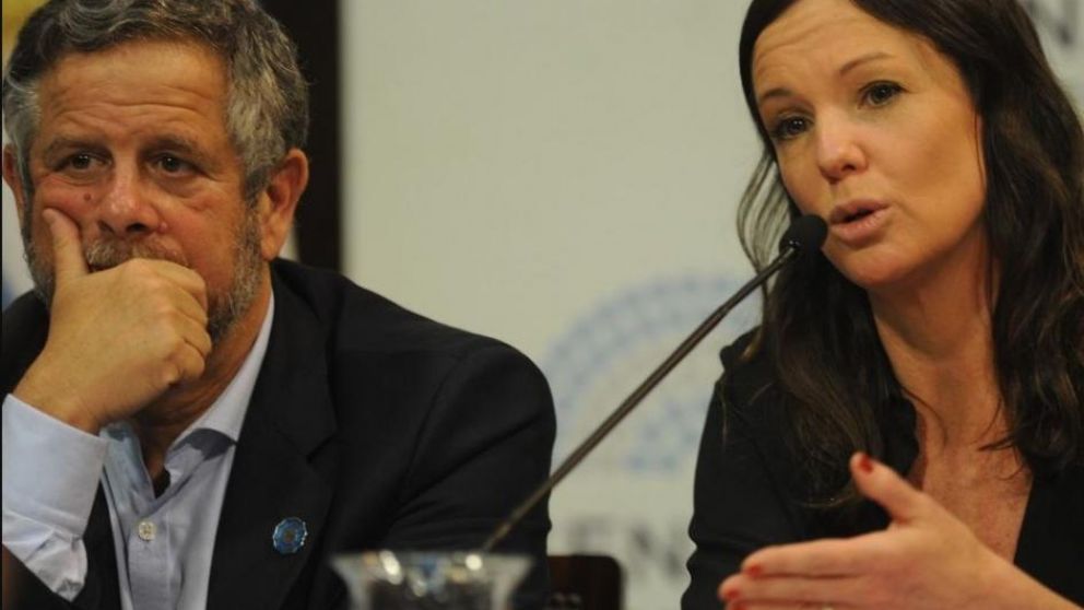 Stanley, junto a Rubinstein. (Archivo).