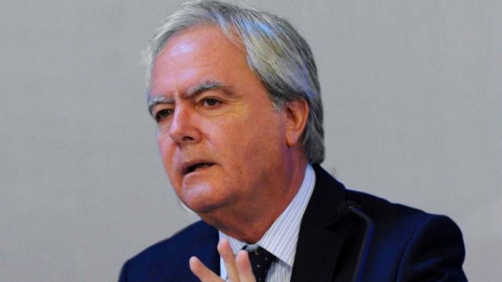 Pinedo tildó de "inconstitucional" la actualización del protocolo para la interrupción del embarazo