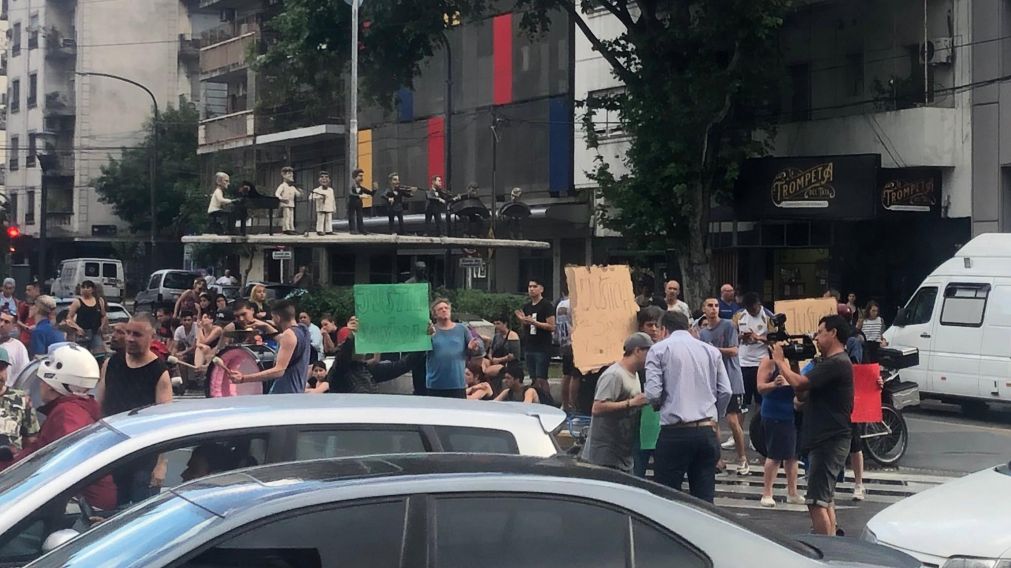 Familiares y amigos de la v�ctima exigieron justicia. (Twitter).