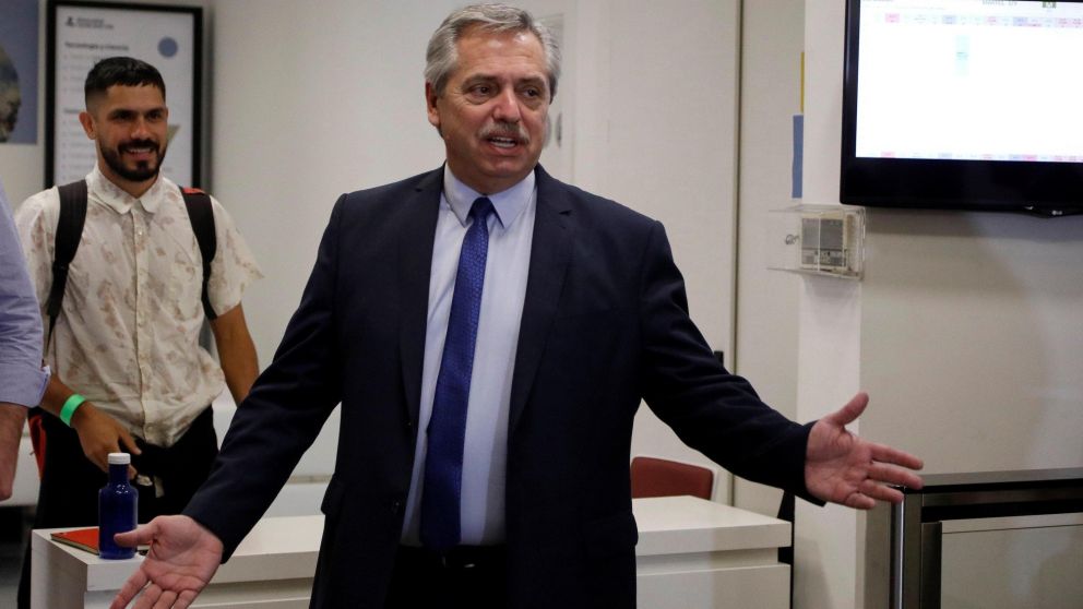 Alberto habló tras reunirse con Cristina.