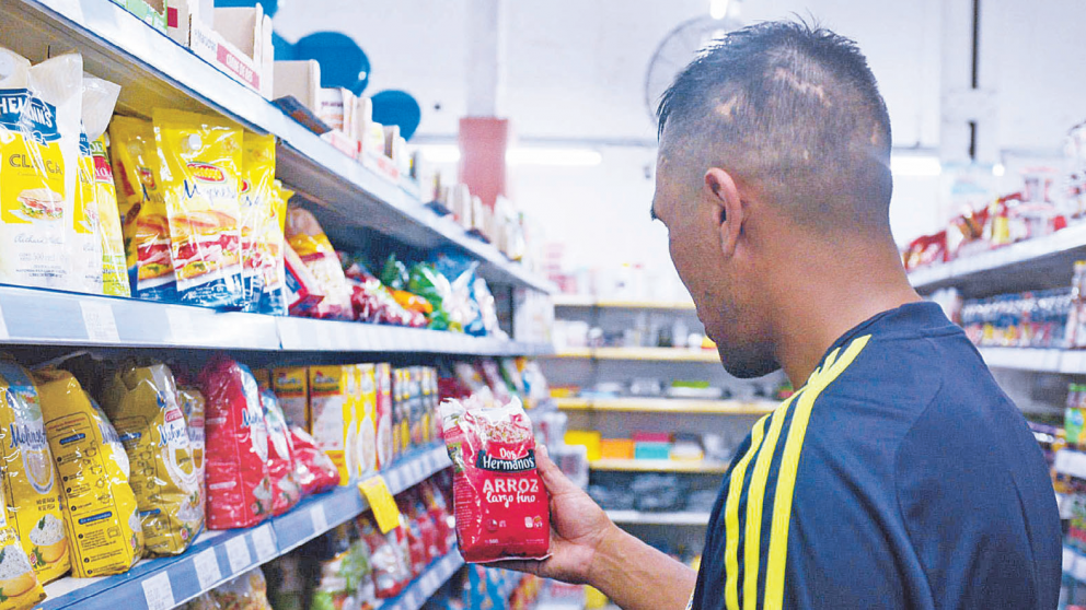 El consumo masivo no logra recuperarse: cay� 5,1% en marzo y marc� su peor retroceso en 14 meses