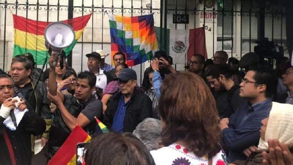 Desde la sede diplomática temen futuros incidentes.