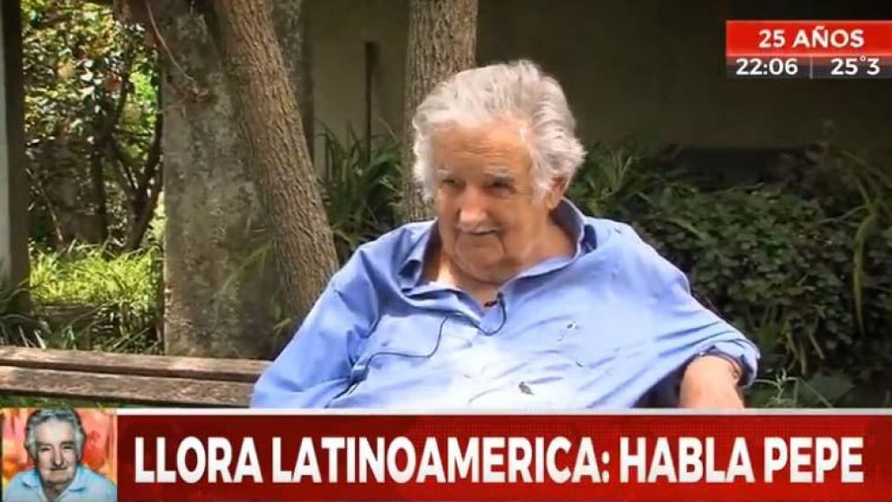 As� hablaba Mujica con Emb�n durante una entrevista en Cr�nica HD. (Captura de TV)