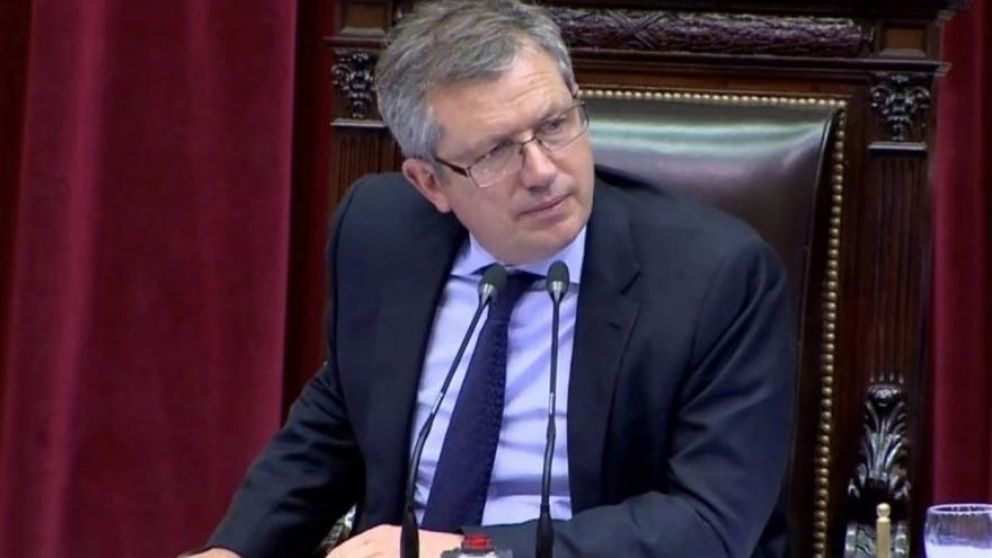 Emilio Monzó se refirió a la "grieta" en nuestro país.