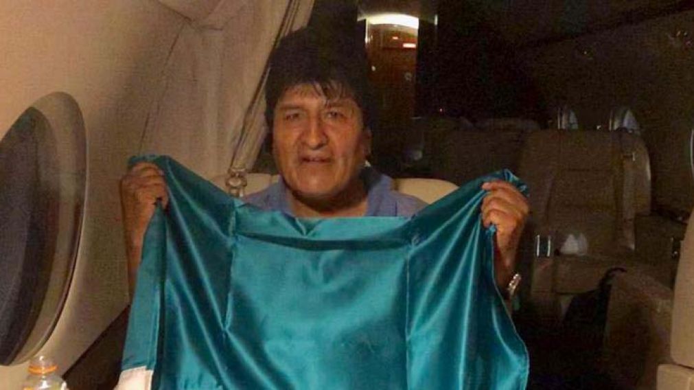Evo Morales, ya en el avión rumbo a México.