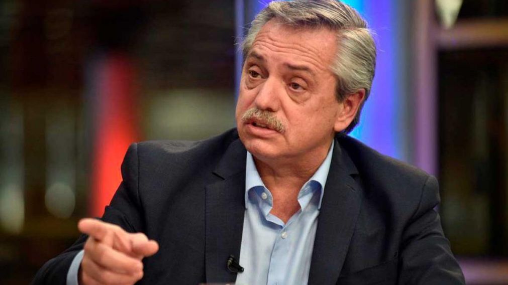 Crearon un muñeco de Alberto Fernández.