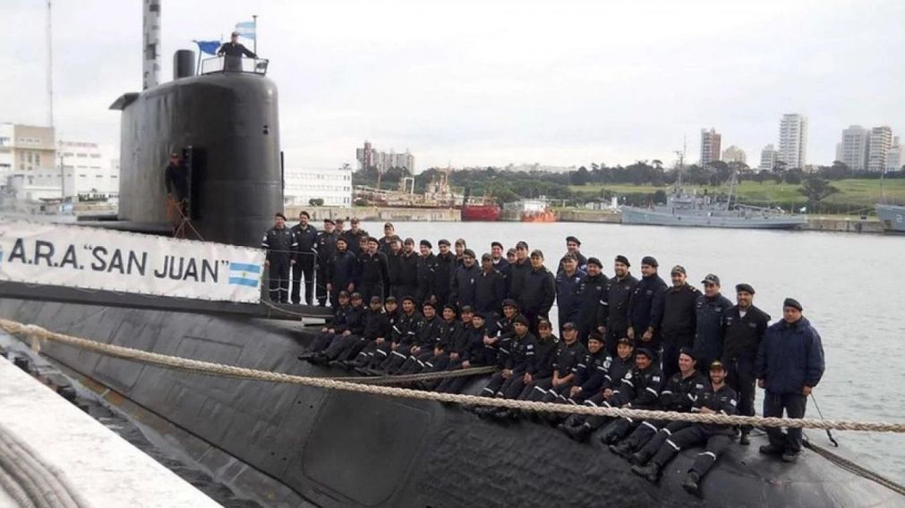 La �ltima foto que se sacaron los 44 tripulantes antes del hundimiento. 