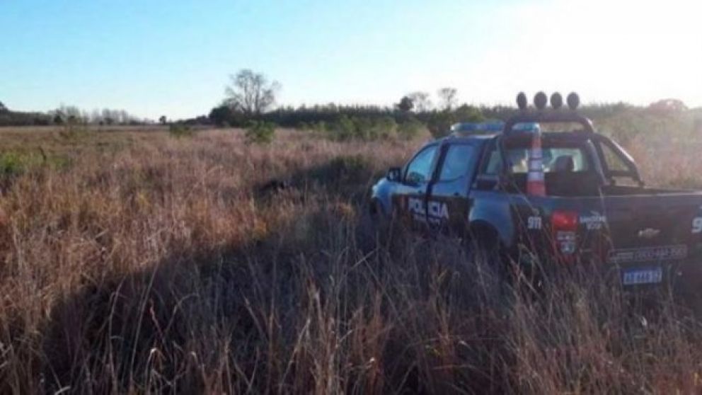 El nene de 12 años fue hallado en este descampado.