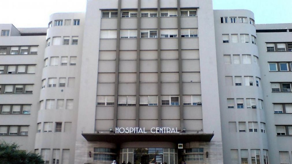 El ladr�n fue operado y est� con custodia policial.