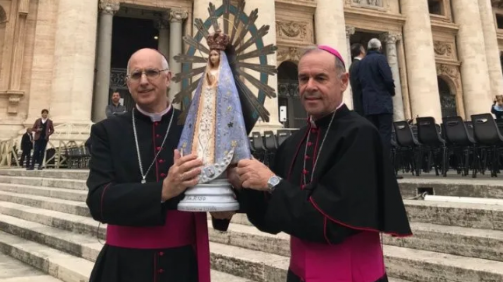 Se suspendió la llegada país de la Virgen de Luján que estuvo en Malvinas.