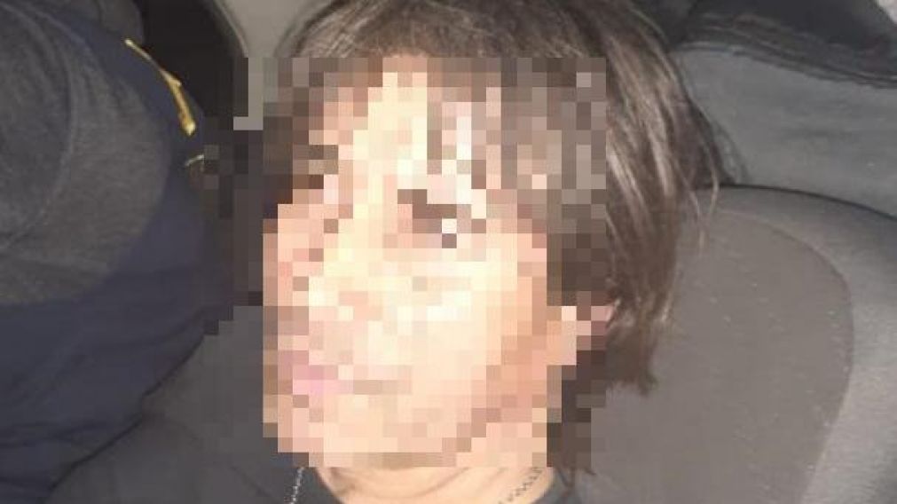Este es el sujeto de 57 años buscado por doble abuso sexual.