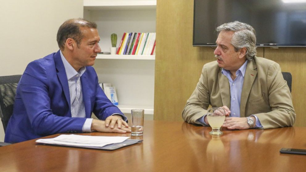 El mandatario neuquino se reunió con el presidente electo.