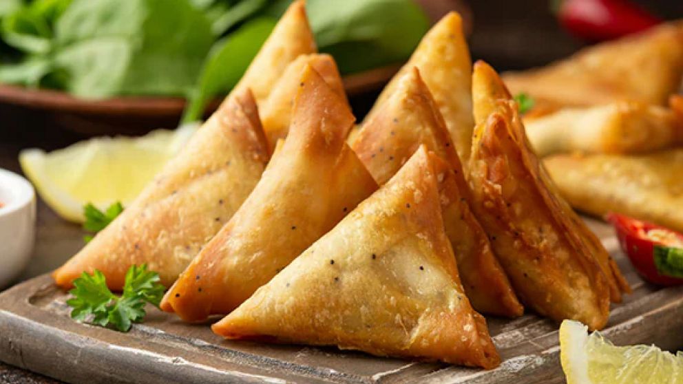 Receta de "Samosas" de pollo, las empanaditas asiáticas que conquistan paladares en todo el mundo