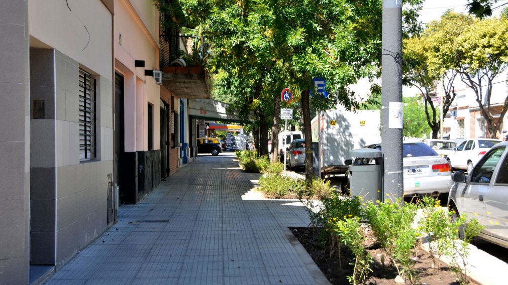 Uno de los atributos principales de Villa Santa Rita es su conectividad a varios medios de transporte.