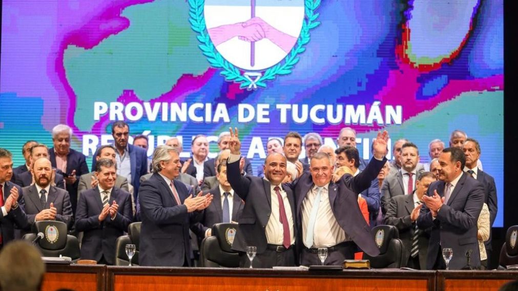 El acto se realizó en el teatro Mercedes Sosa (@Sergiomassa)
