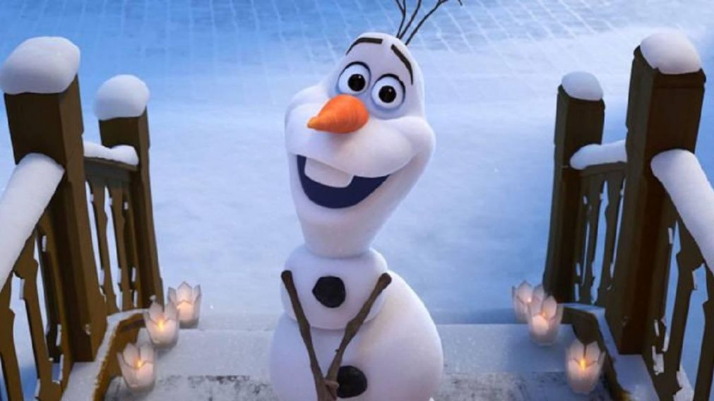 Olaf es un muñeco de la película Frozen.