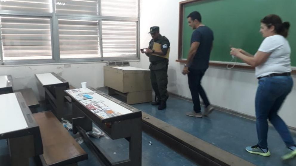 Limpiaron el lugar y reemplazaron las boletas.