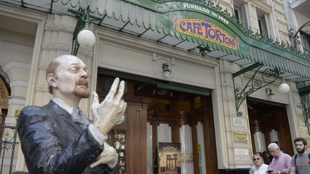 La estatua del poeta Horacio Ferrer, uno de sus impulsores(Crónica/Fernando Perez Re)