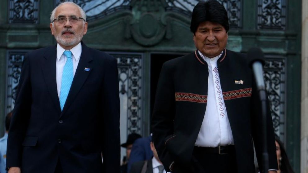 Fuertes críticas de Carlos Mesa a Evo Morales.